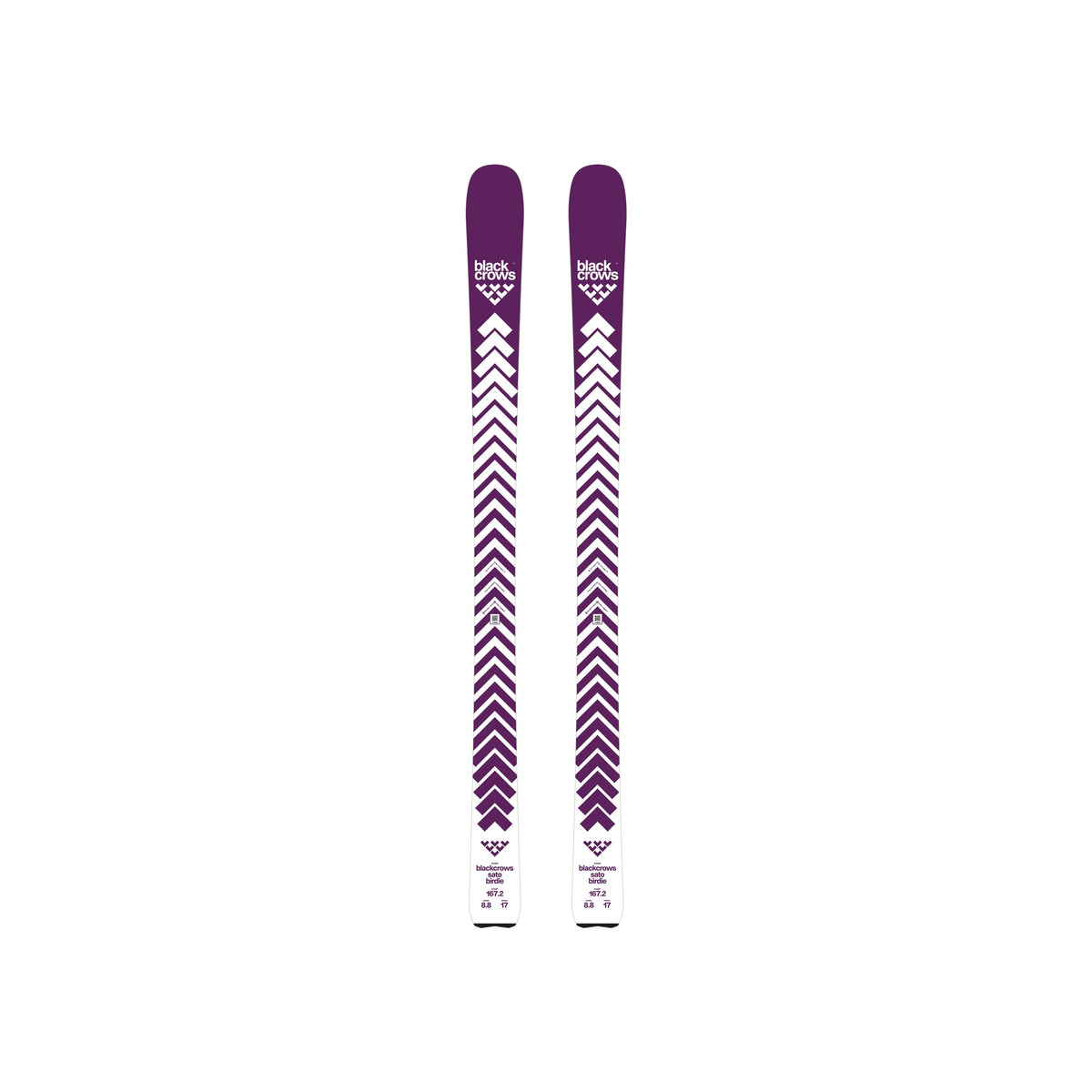Paarse ski's met wit chevron patroon en Black Crows logo, vooraanzicht met bindingen