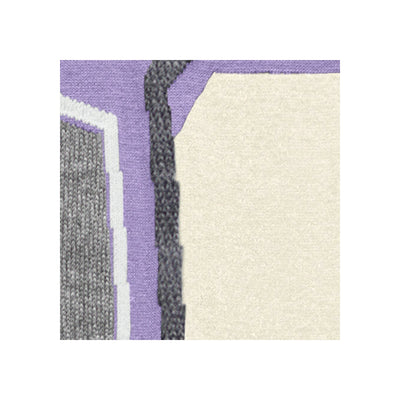Abstract geometrisch vloerkleed met paarse, grijze en crèmekleurige vlakken en moderne lijnen