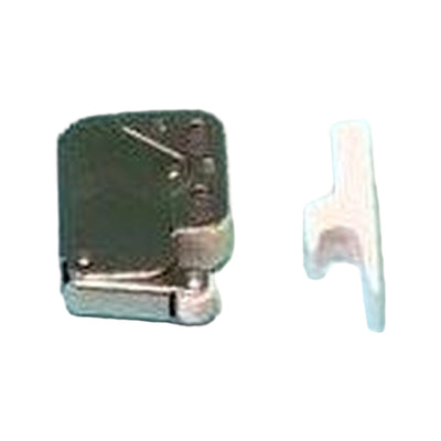 Snapslot mini latch