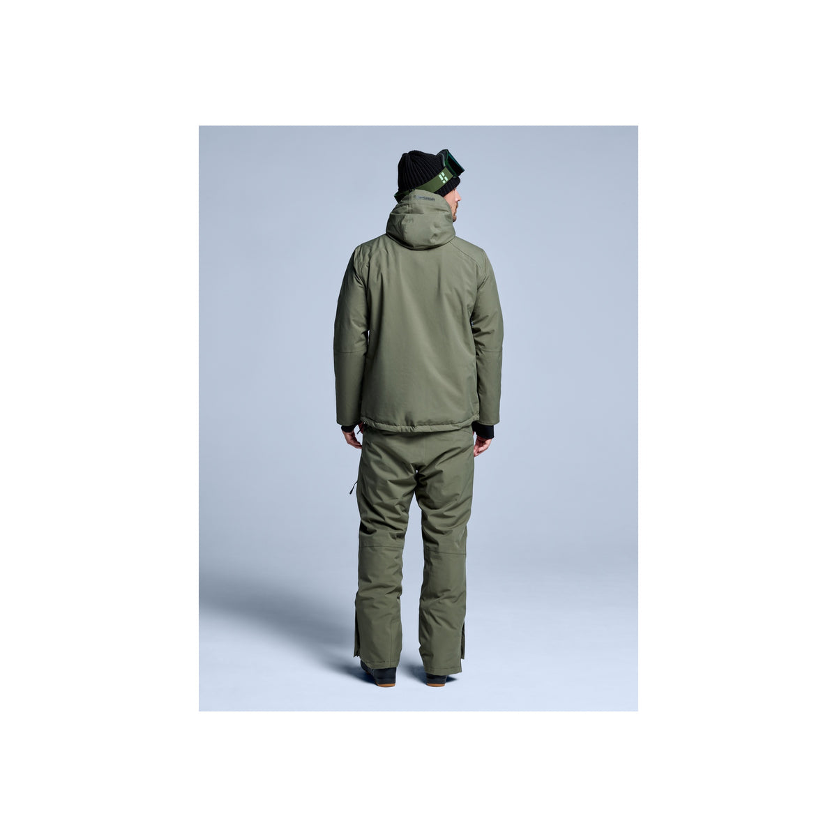 Heren ski-jas en broek set in olijfgroen, achterkant getoond, waterdicht winterpak voor wintersport