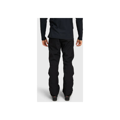Zwarte herenbroek achterkant, rechte pijpen, casual outdoorkleding voor mannen