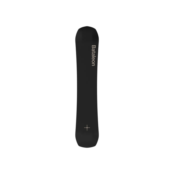 Bataleon snowboard zwart met logo - bovenaanzicht van all-mountain freestyle snowboard