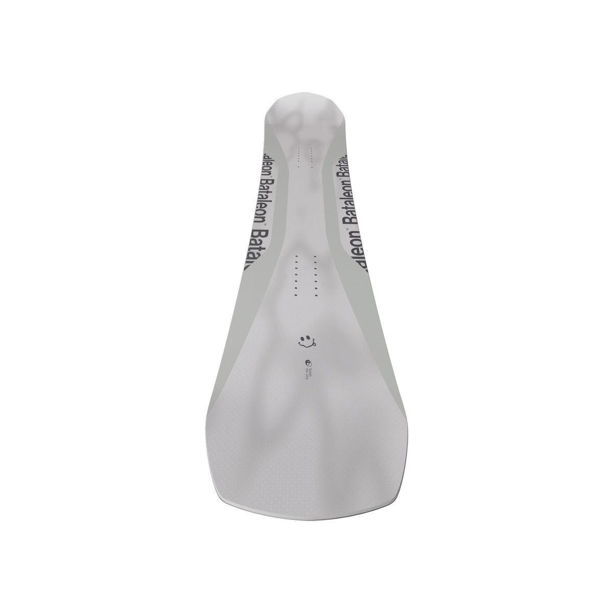Witte porseleinen urinoir met vintage design en merkinscriptie
