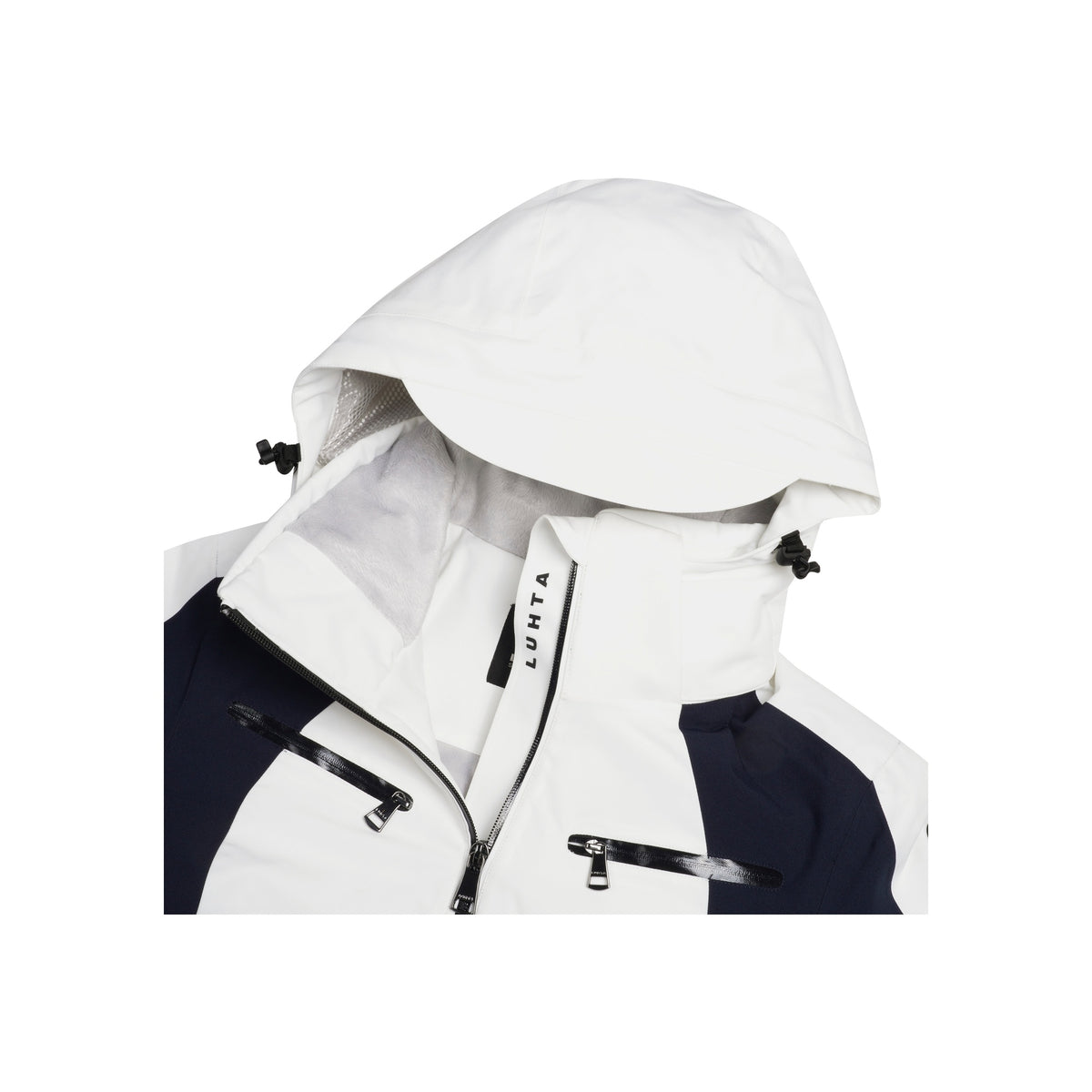 Witte winterjas met capuchon en zwarte accenten, close-up van ritssluiting en kraag