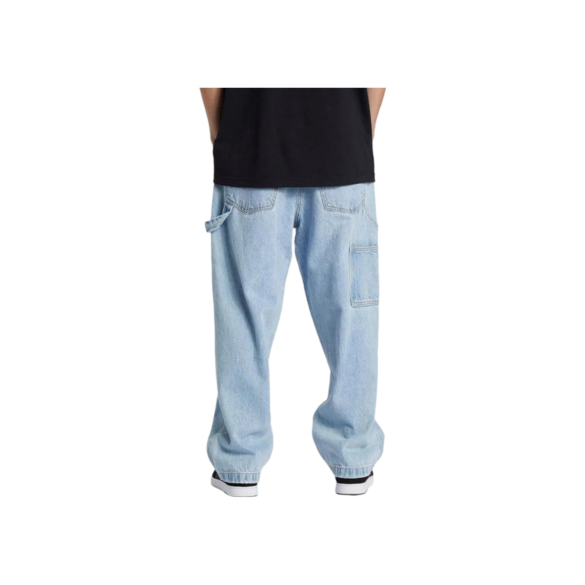 DC Shoes Worker
