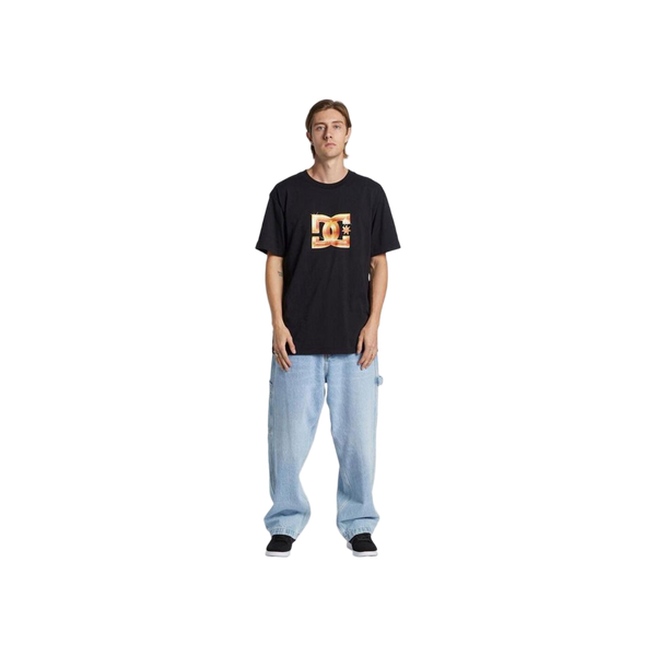 DC Shoes Worker