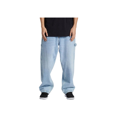 DC Shoes Worker