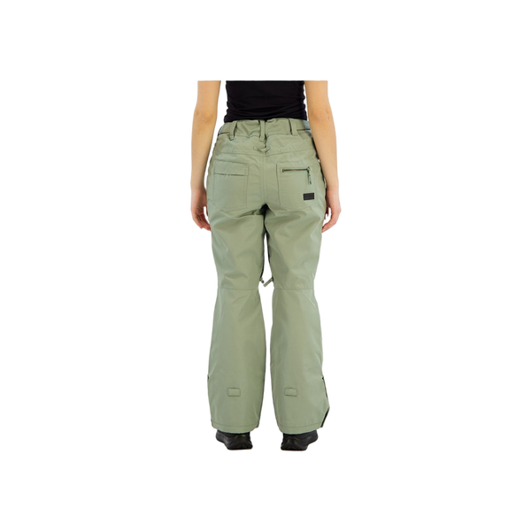 Roxy Nadia Pant