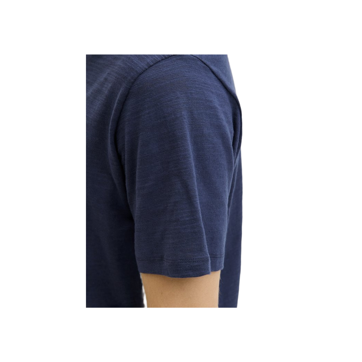 JJ Rebel Jrebwindom Split Neck Ss Tee