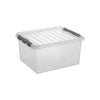 Transparante opbergbox met deksel en grijze clips, stapelbare kunststof container voor huishoudelijke opslag