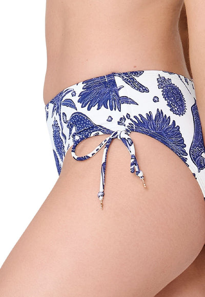 Bikini shorty — Blue white print