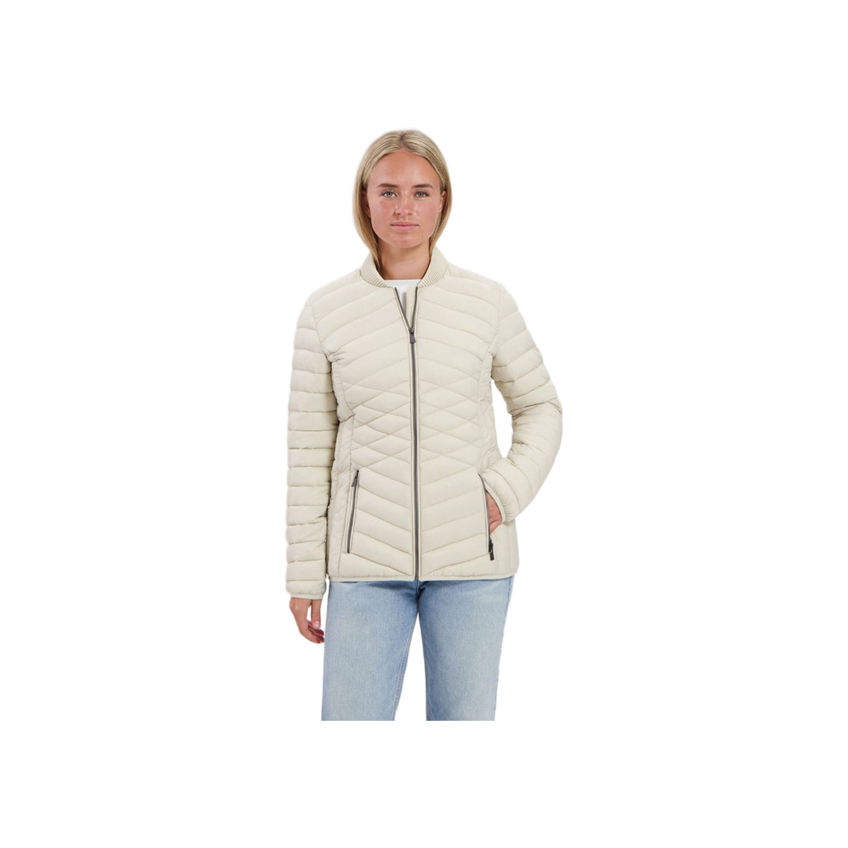 Kjelvik Izzy