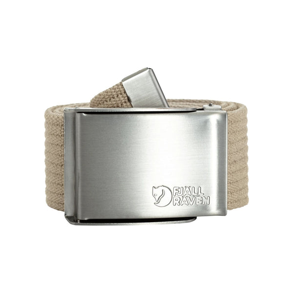 Fjällräven canvas riem met zilveren metalen gesp en logo, beige kleur