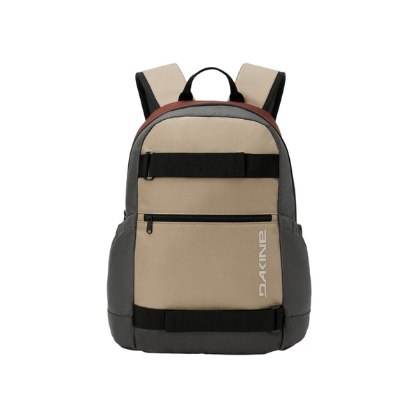 Dakine rugzak in grijs, beige en zwart met voorvak en merklogo