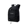 Dakine zwarte rugzak met skateboardriemen en meerdere compartimenten, robuuste sportieve backpack