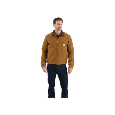 Man draagt bruine Carhartt werkjas met rits en donkerblauwe jeans, professionele werkkleding