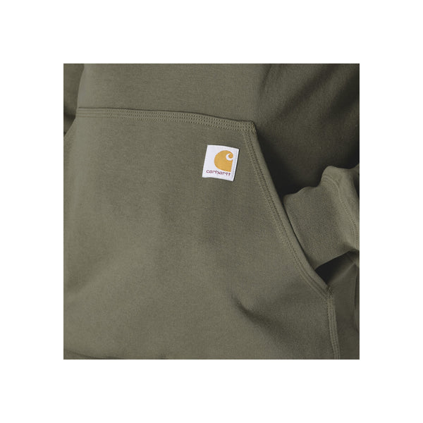 Carhartt werkbroek in legergroen met kenmerkend logo-label op de zak