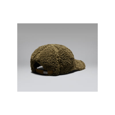 Olijfgroene teddy pet met gebogen klep en verstelbare sluiting