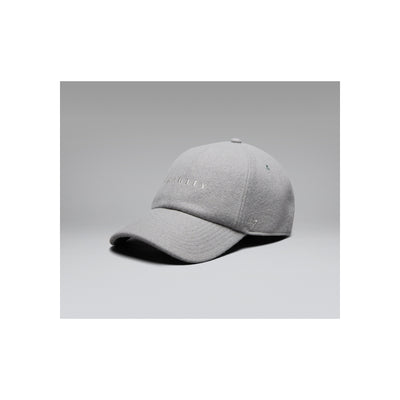 Grijze baseball cap met geborduurde tekst en verstelbare sluiting
