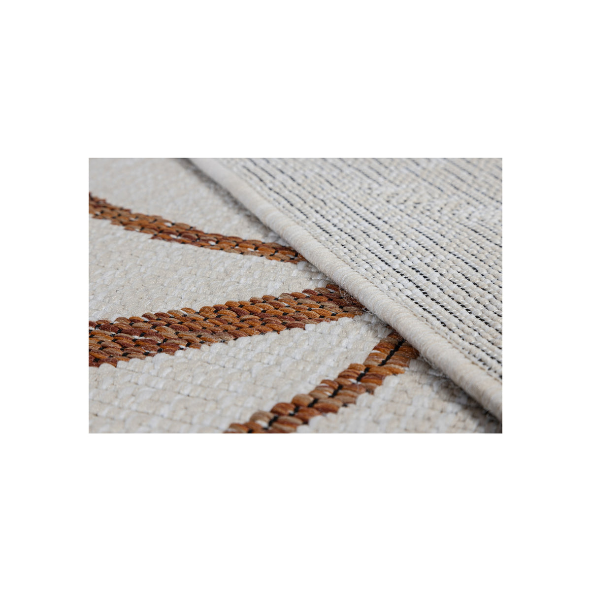 Human Comfort Luxe Outdoor Carpet Carros Terra  Pp 240X530Cm