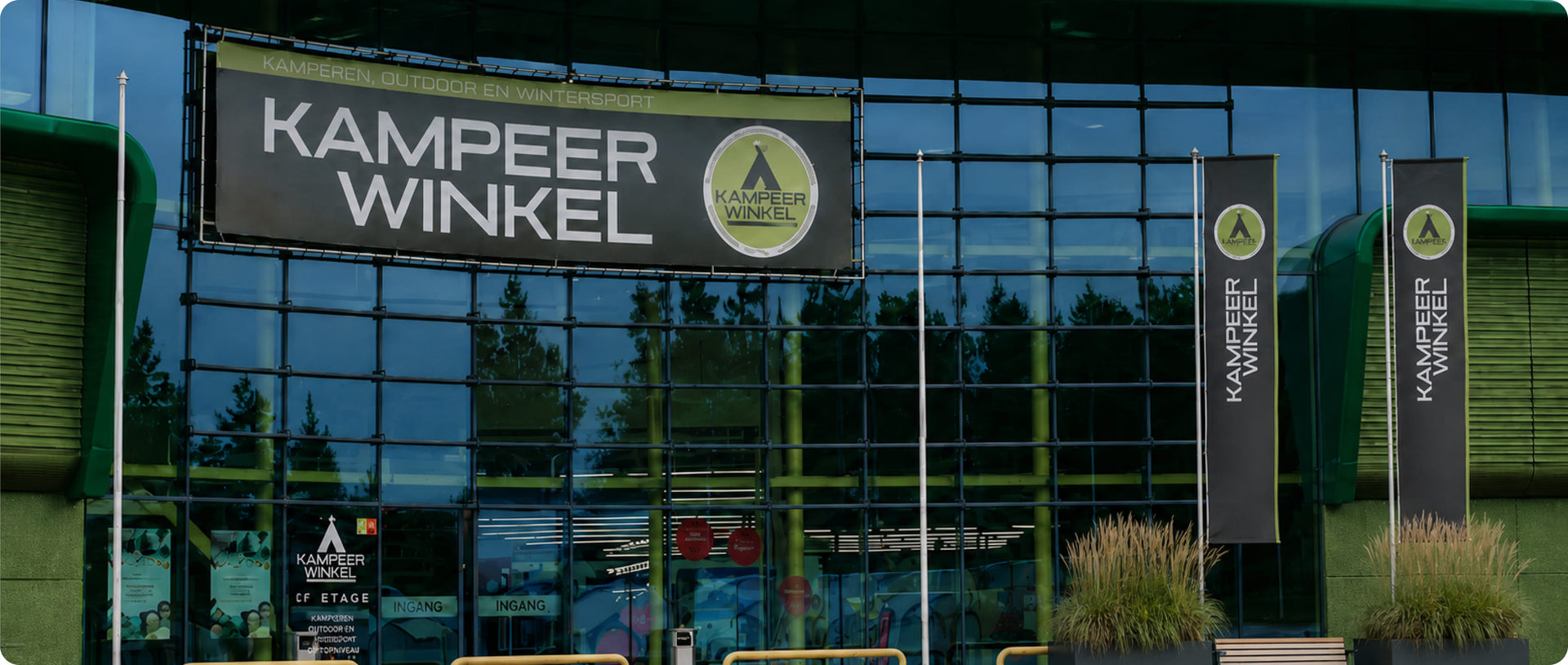 Over Ons, <br>Kampeerwinkel Roermond