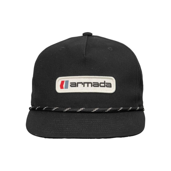Armada zwarte snapback pet met logo patch en gevlochten touw detail op de klep