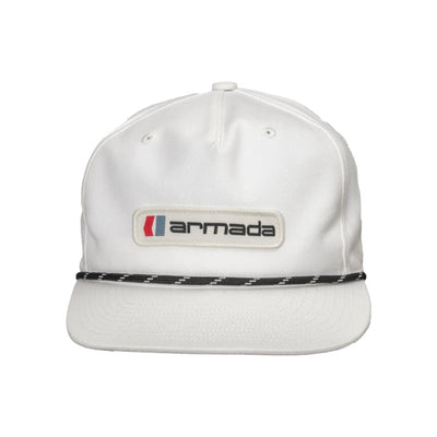 Witte Armada vintage snapback pet met geborduurd logo en gevlochten touwdetail